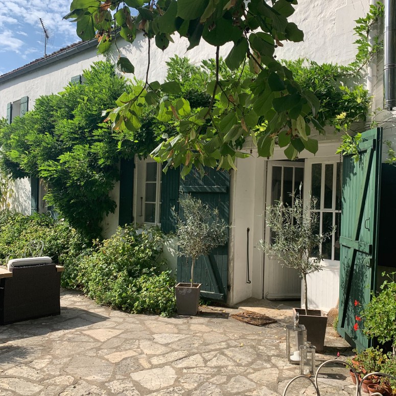 4C06C3FA-8144-49C8-8A91-B13A878B10DD