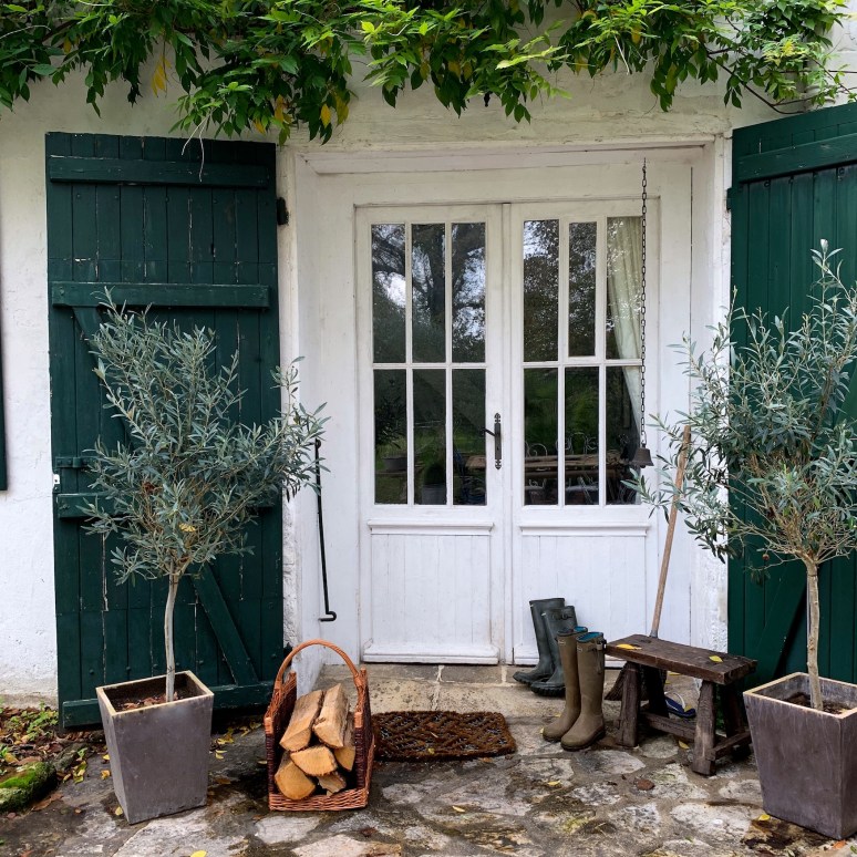 13C9CB6C-7D74-4A6B-B323-9C94865622CB